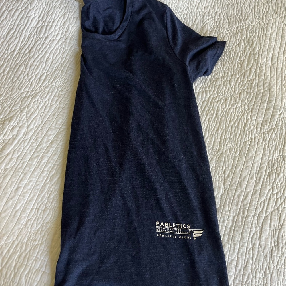 Fabletics Navy Blue Classic Tee Sz L